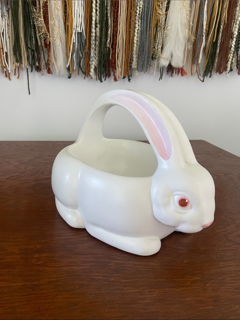 White ceramic bunny basket decor